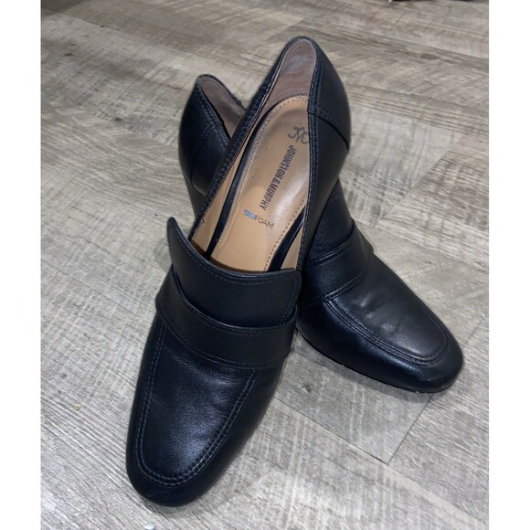 7852841  WOMENS SHOES CHARLOTTE BLACK LEATHER SIZE 9.5 BYJOHNSTON & MURPHY - Picture 1 of 5